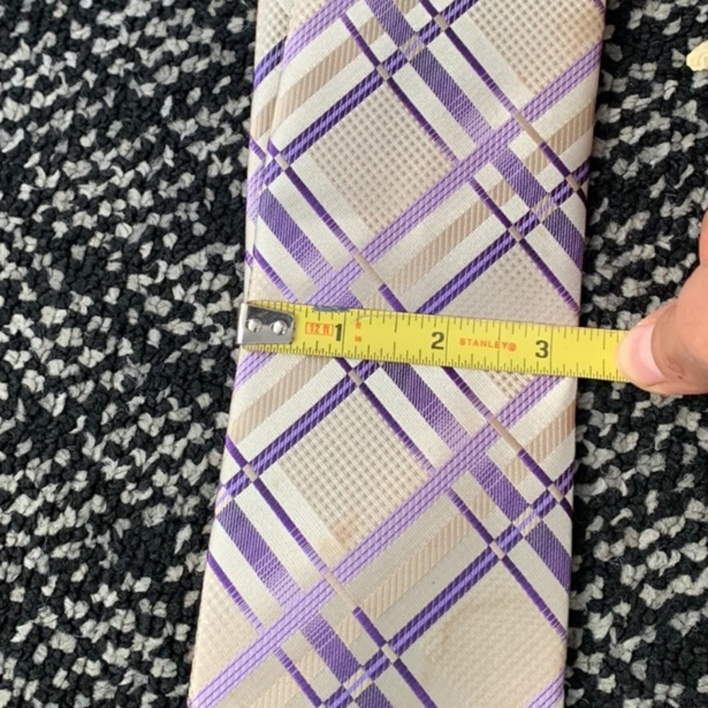 Tie - Picture 5 of 6